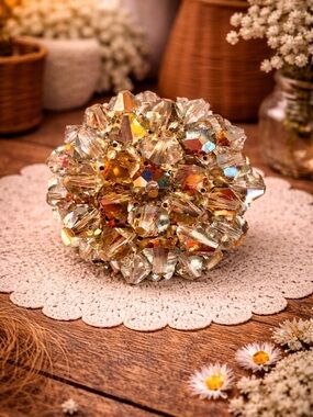 Vintage Aurora Borealis Crystal Beaded Pin‎ Brooch